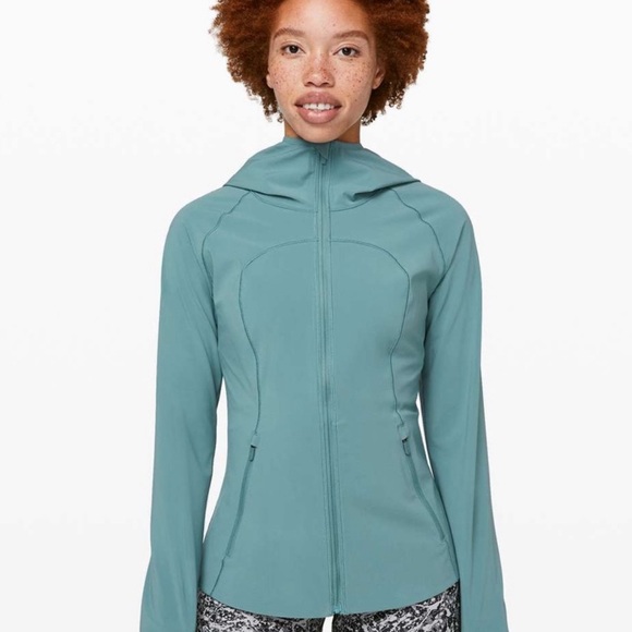 lululemon athletica Jackets & Blazers - Lululemon Mist Over Windbreaker